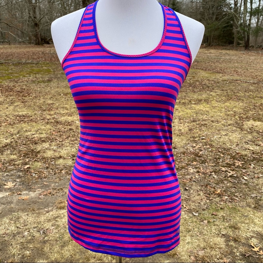 BROOKS TOP TANK PINK BLUE STRIPES SCOOP NECK RACERBACK DRILAYER STRETCH Size S